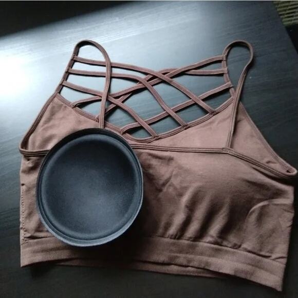 🔥SALE🔥 2X/3X Army Green Triple Criss Cross Bralette + bra pads Zenana wireless - Picture 11 of 15
